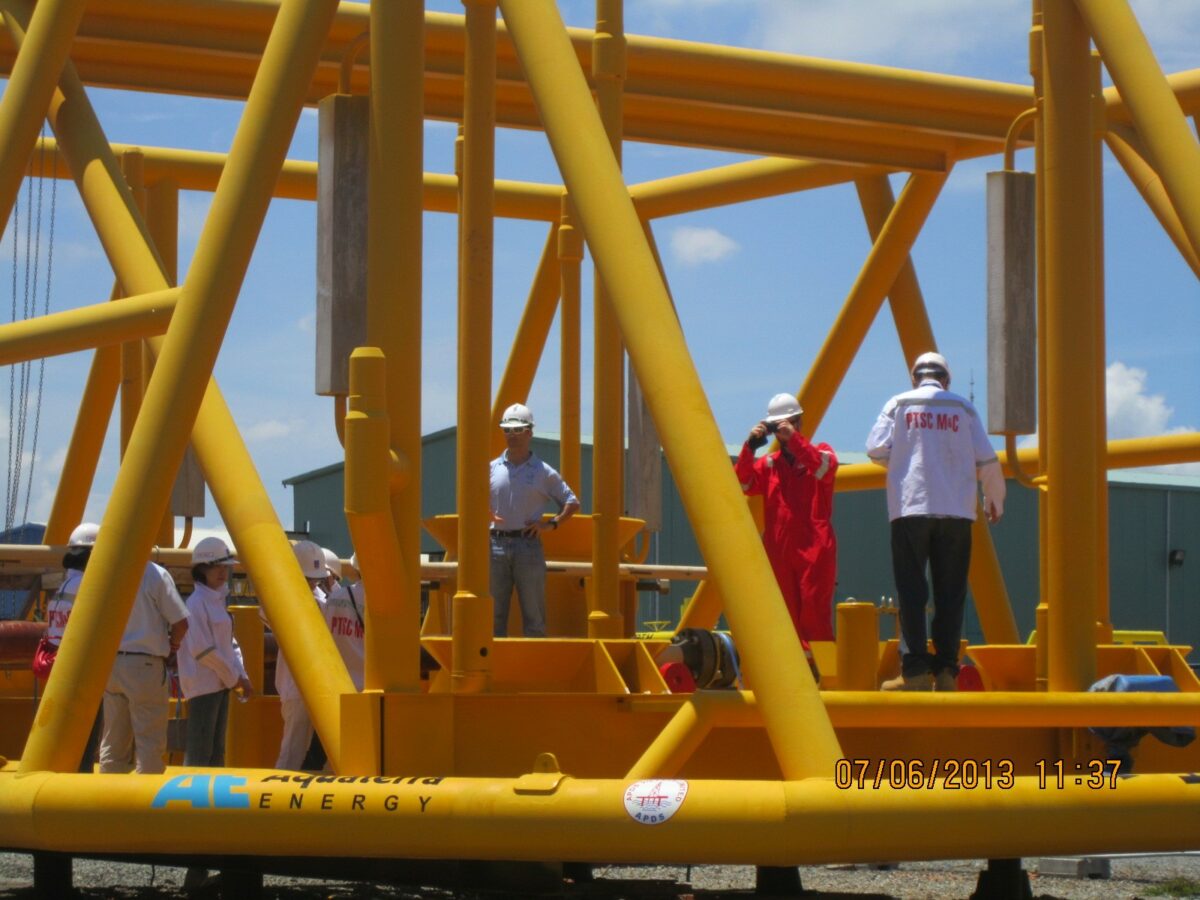 MULTIWELL PRODUCTION GUIDE BASE - ASIA PACIFIC DRILLING SERVICES ...